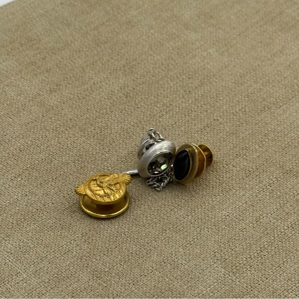 N/A elegant gold